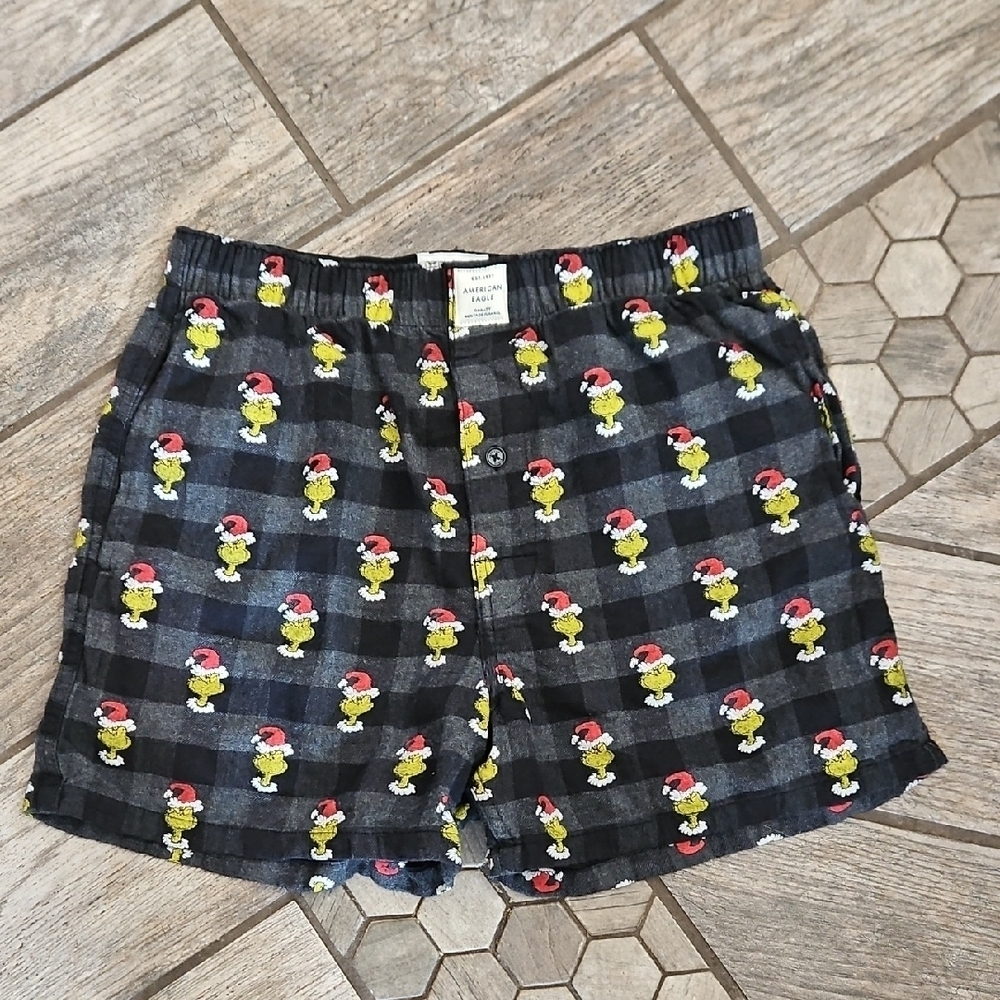 Women's Grinch flannel pajama shorts size small